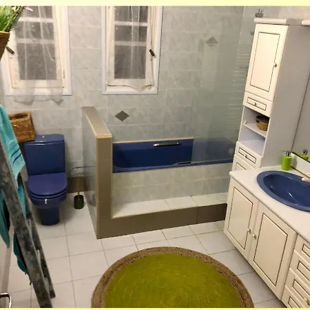Apartment Dans Maison Avec Piscine Et Jardin 4 Ou 6 Personnes *