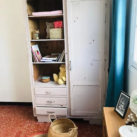 Dans Maison Avec Piscine Et Jardin 4 Ou 6 Personnes Apartment *