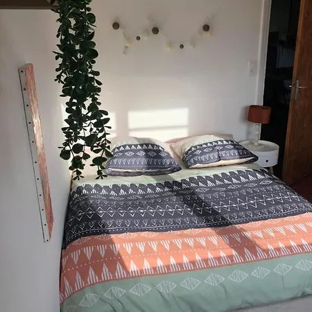 Apartment Dans Maison Avec Piscine Et Jardin 4 Ou 6 Personnes *