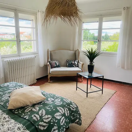 Apartment Dans Maison Avec Piscine Et Jardin 4 Ou 6 Personnes *